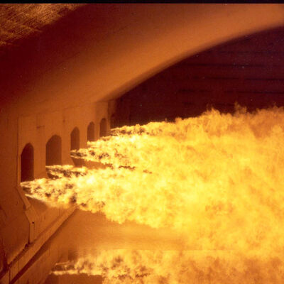 Beli Customized Cross Fired Furnace Refractory Brick Glass Furnace untuk Industri Kaca online manufacture