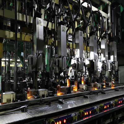 Beli Lini Pembuatan Botol Kaca 100TPD Peralatan Pembentuk Kontainer 380V pembuatan online